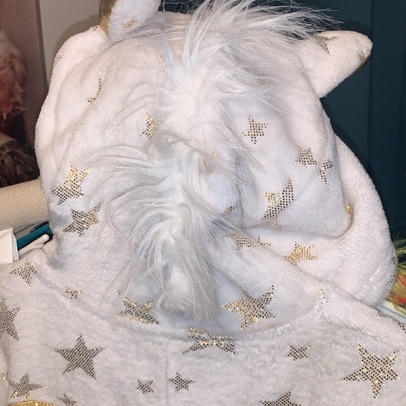 Unicorn onesie 🦄 - Picture 7 of 8